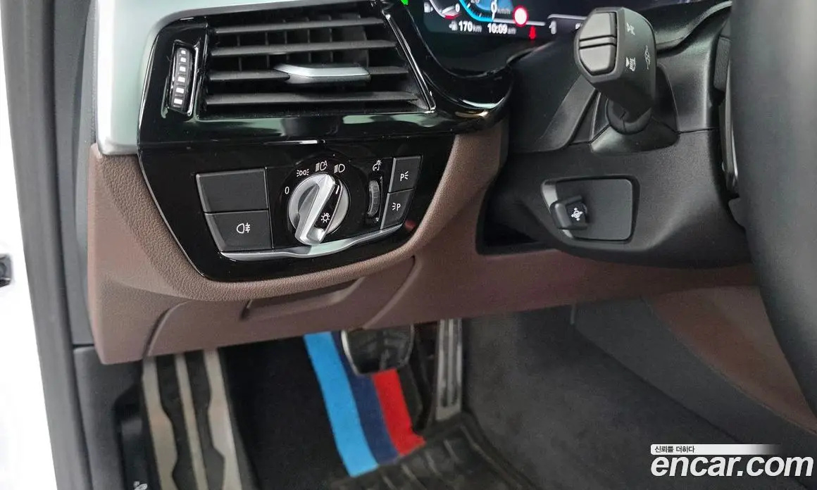 BMW 5 серия 2022 2.0 автомат (гидро), фото 17 BMW 5 серия 2022 2.0 автомат (гидро), фото 17