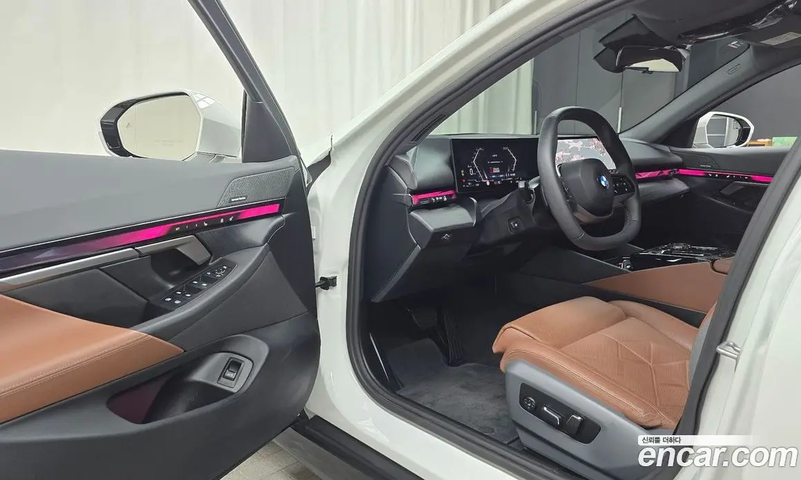 BMW 5 серия 2023 2.0 автомат (гидро), фото 13 BMW 5 серия 2023 2.0 автомат (гидро), фото 13