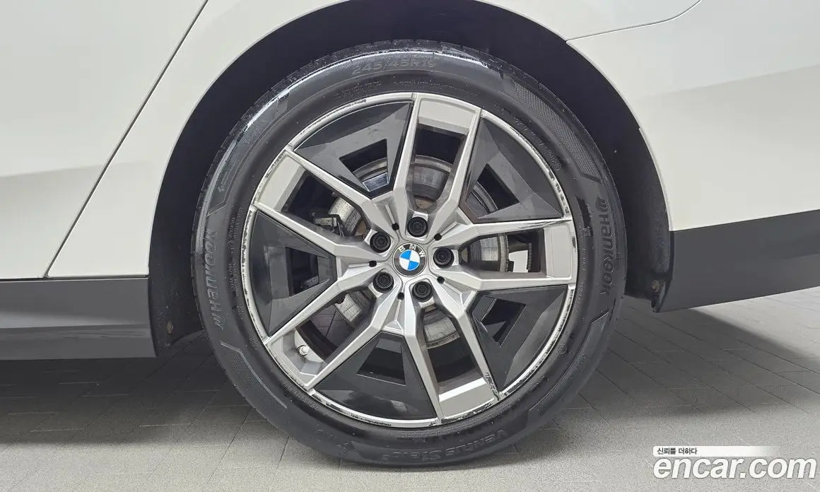 BMW 5 серия 2023 2.0 автомат (гидро), фото 7 BMW 5 серия 2023 2.0 автомат (гидро), фото 7