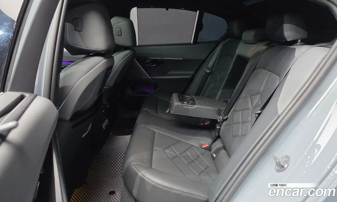BMW 5 серия 2024 2.0 автомат (гидро), фото 18 BMW 5 серия 2024 2.0 автомат (гидро), фото 18