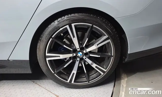 BMW 5 серия 2024 2.0 автомат (гидро), миниатюра 7 BMW 5 серия 2024 2.0 автомат (гидро), миниатюра 7