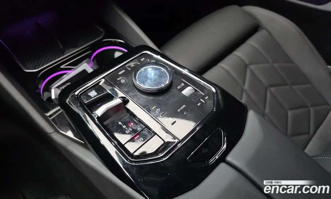 BMW 5 серия 2025 2.0 автомат (гидро), фото 12 BMW 5 серия 2025 2.0 автомат (гидро), фото 12