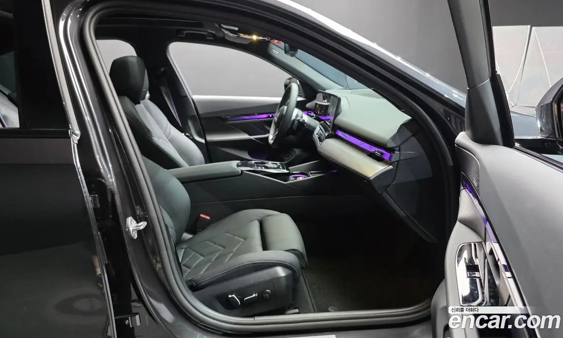 BMW 5 серия 2025 2.0 автомат (гидро), фото 16 BMW 5 серия 2025 2.0 автомат (гидро), фото 16