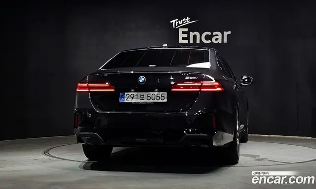 BMW 5 серия 2025 2.0 автомат (гидро), миниатюра 4 BMW 5 серия 2025 2.0 автомат (гидро), миниатюра 4