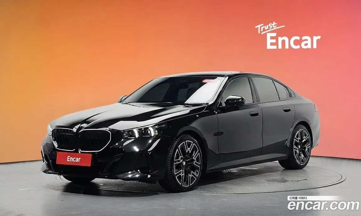 BMW 5 серия 2025 2.0 автомат (гидро), фото 34 BMW 5 серия 2025 2.0 автомат (гидро), фото 34