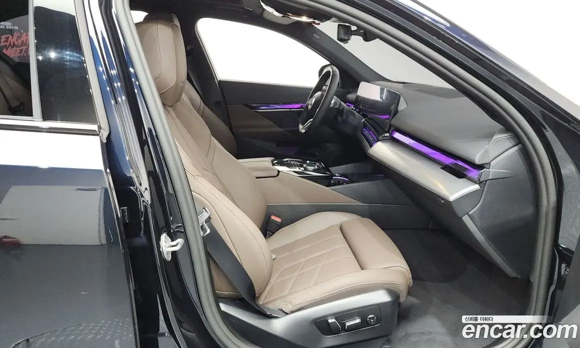 BMW 5 серия 2025 2.0 автомат (гидро), фото 16 BMW 5 серия 2025 2.0 автомат (гидро), фото 16