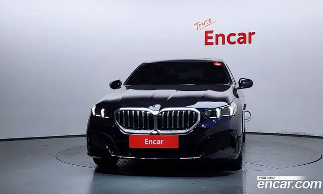 BMW 5 серия 2025 2.0 автомат (гидро), миниатюра 3 BMW 5 серия 2025 2.0 автомат (гидро), миниатюра 3