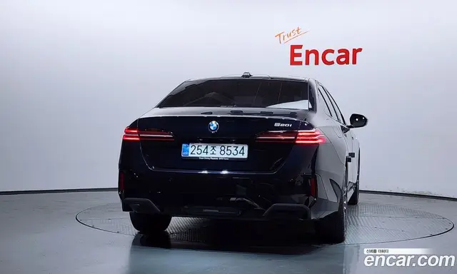 BMW 5 серия 2025 2.0 автомат (гидро), миниатюра 4 BMW 5 серия 2025 2.0 автомат (гидро), миниатюра 4