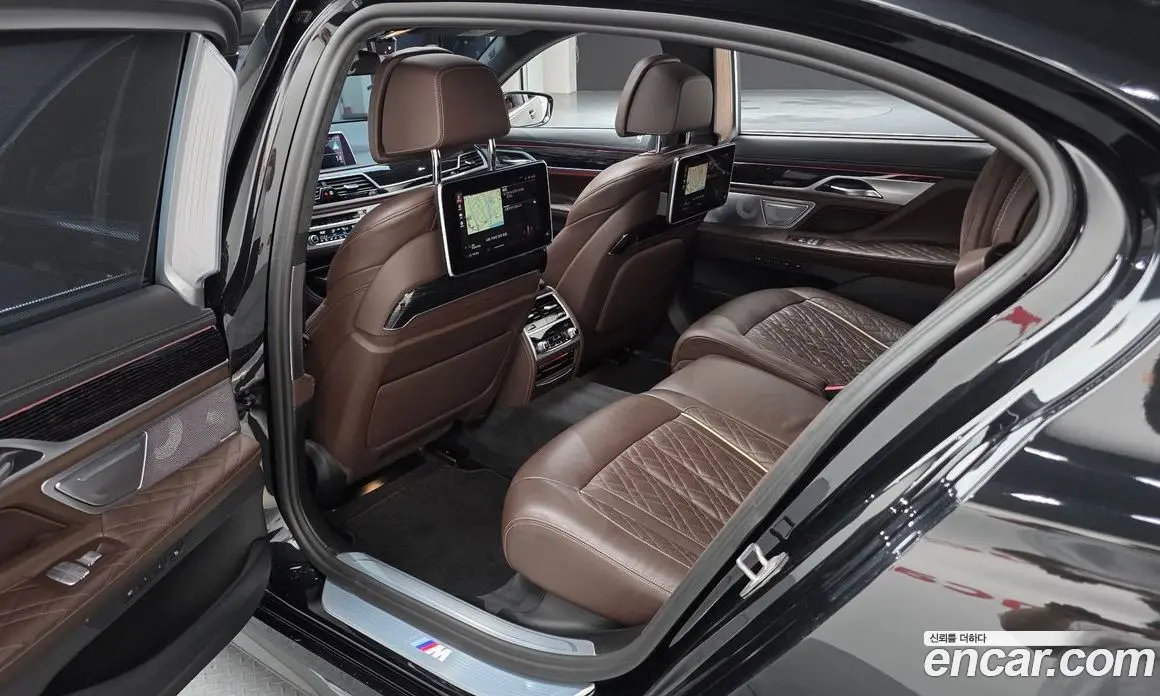 BMW 7 серия 2022 3.0 автомат (гидро), фото 16