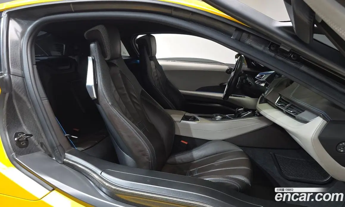 BMW i8 2016 1.5 автомат (гидро), фото 16