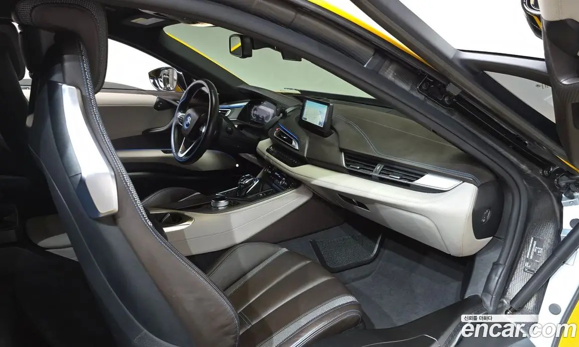 BMW i8 2016 1.5 автомат (гидро), фото 17