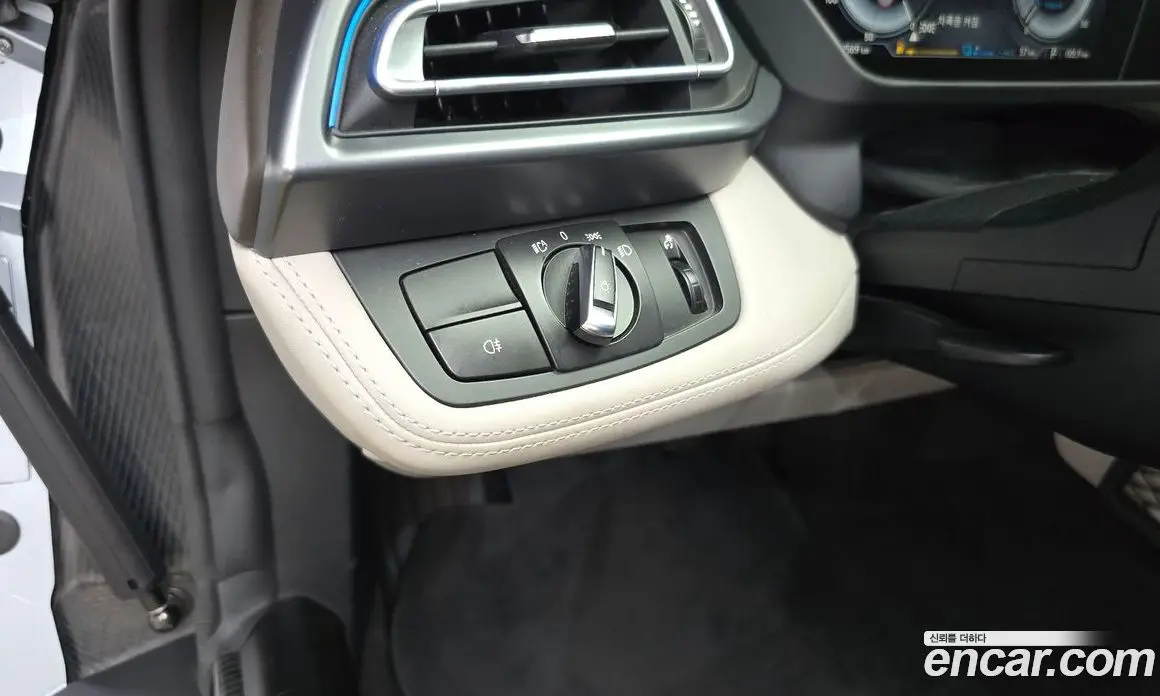 BMW i8 2016 1.5 автомат (гидро), фото 27