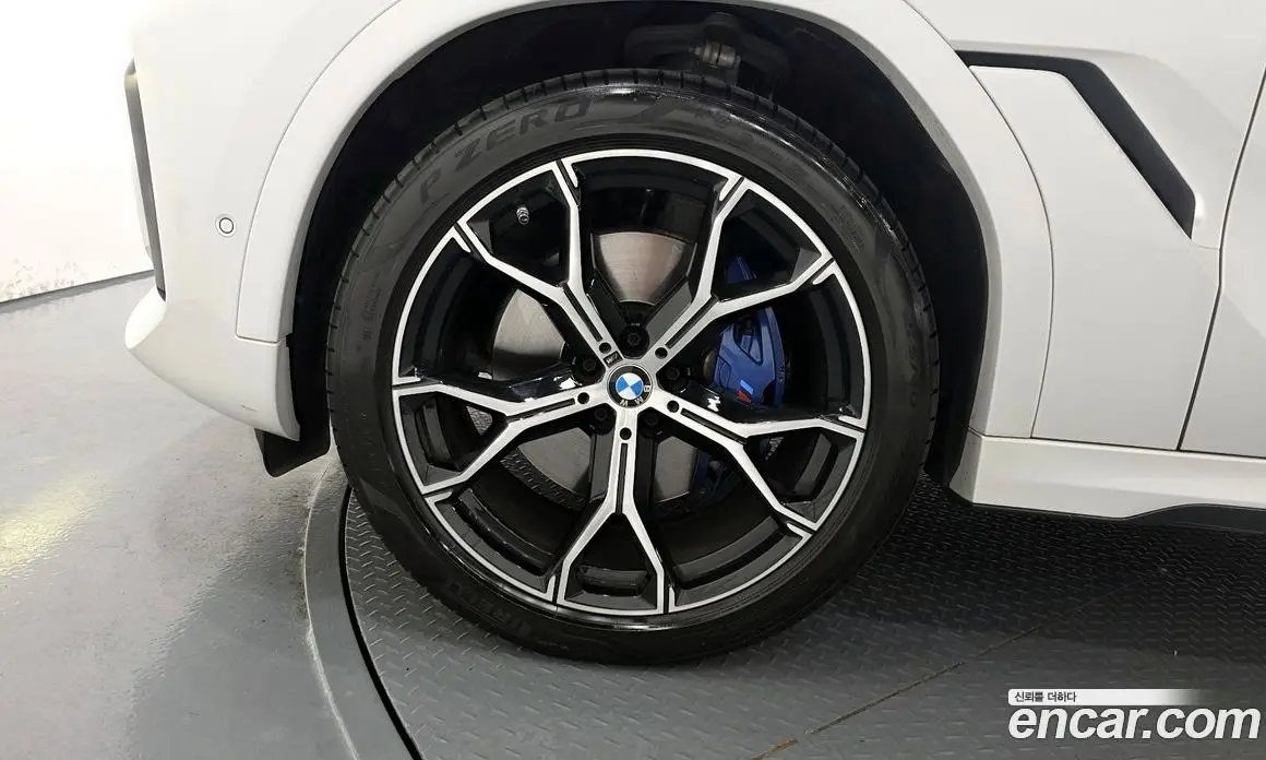 BMW X6 2023 3.0 автомат (гидро), фото 5 BMW X6 2023 3.0 автомат (гидро), фото 5