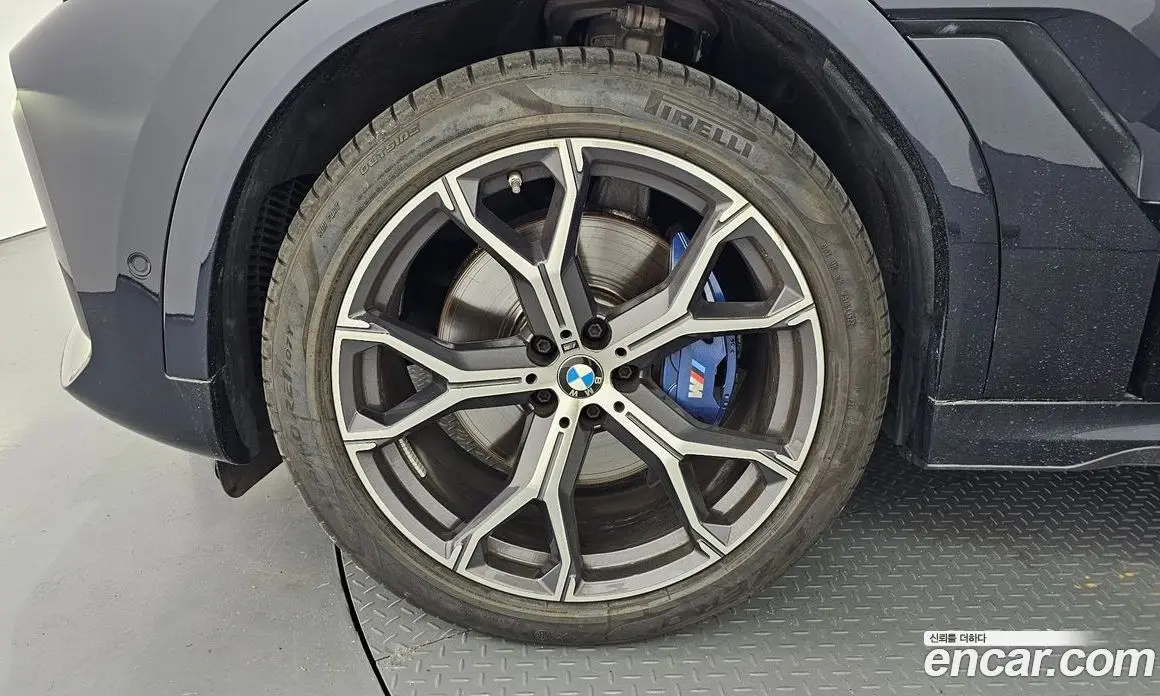 BMW X6 2023 3.0 автомат (гидро), фото 4 BMW X6 2023 3.0 автомат (гидро), фото 4