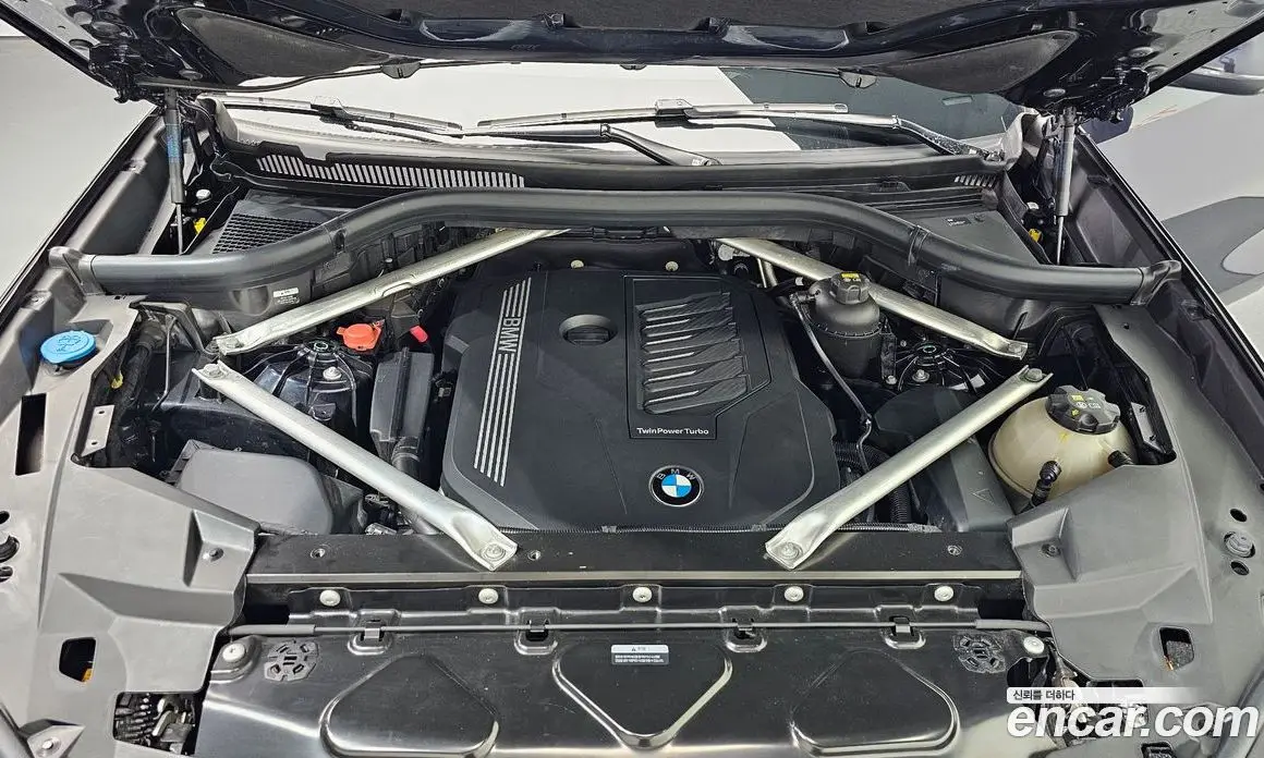 BMW X6 2023 3.0 автомат (гидро), фото 5 BMW X6 2023 3.0 автомат (гидро), фото 5