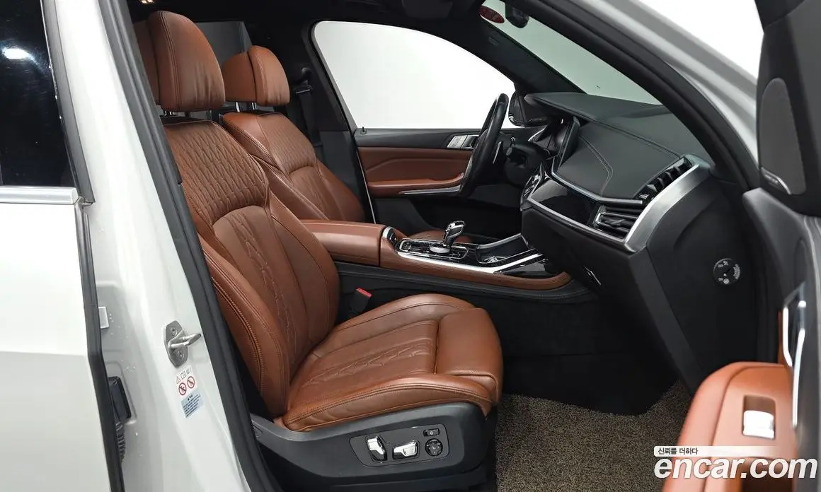 BMW X7 2020 3.0 автомат (гидро), фото 16