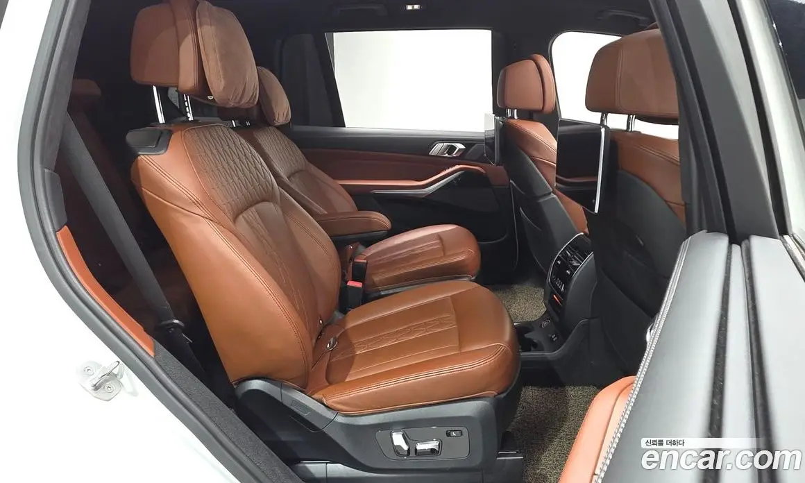 BMW X7 2020 3.0 автомат (гидро), фото 17 BMW X7 2020 3.0 автомат (гидро), фото 17