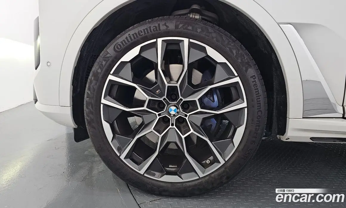 BMW X7 2025 3.0 автомат (гидро), фото 5 BMW X7 2025 3.0 автомат (гидро), фото 5