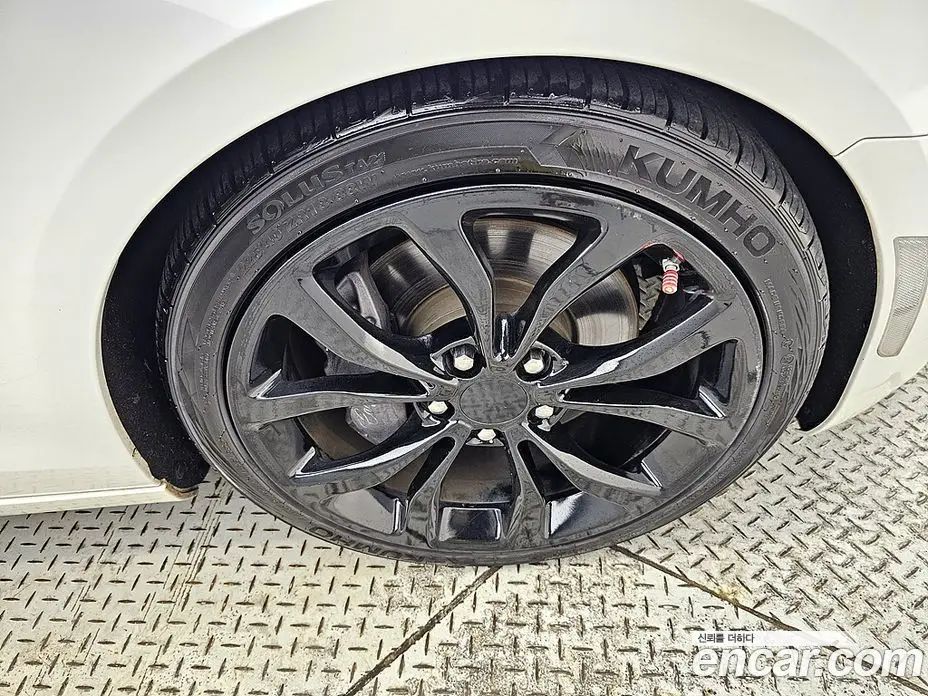 Cadillac ATS 2016 2.0 автомат (гидро), фото 5 Cadillac ATS 2016 2.0 автомат (гидро), фото 5