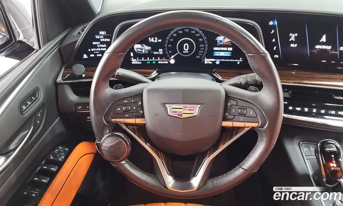 Cadillac Escalade 2022 6.2 автомат (гидро), фото 13 Cadillac Escalade 2022 6.2 автомат (гидро), фото 13