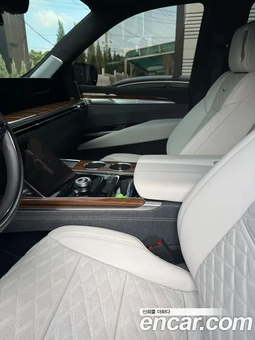 Cadillac Escalade 2025 6.2 автомат (гидро), фото 2 Cadillac Escalade 2025 6.2 автомат (гидро), фото 2