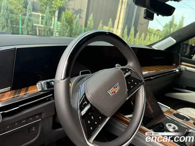 Cadillac Escalade 2025 6.2 автомат (гидро), миниатюра 3 Cadillac Escalade 2025 6.2 автомат (гидро), миниатюра 3