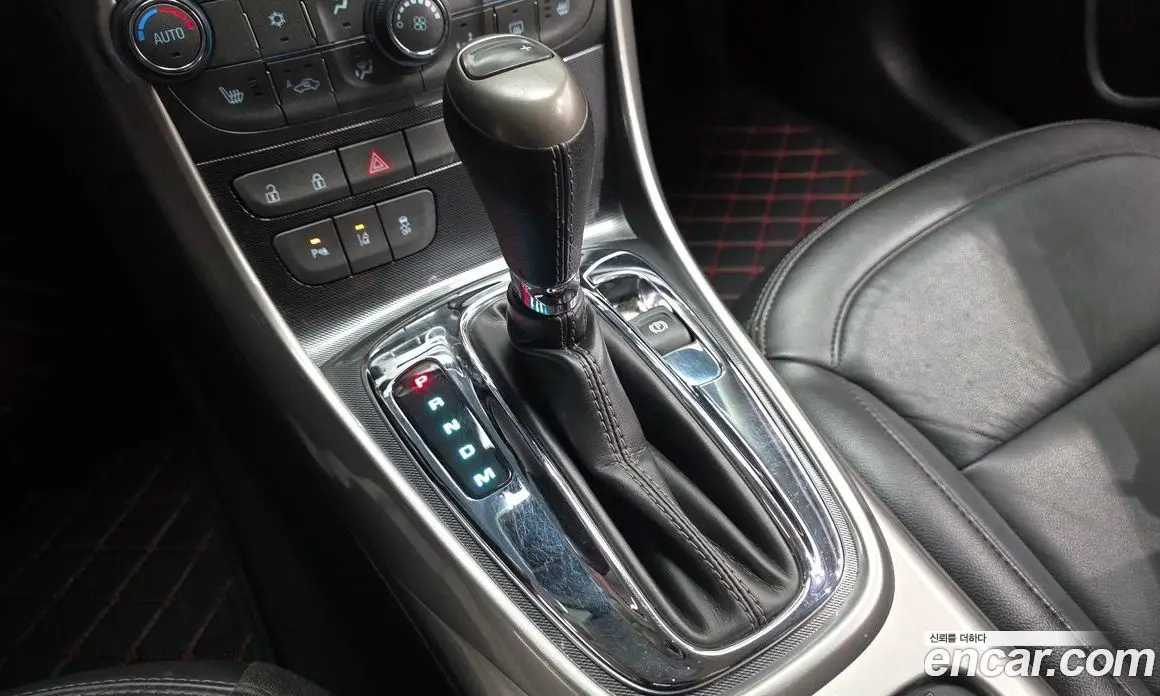 Chevrolet Malibu 2015 2.0 автомат (гидро), фото 12