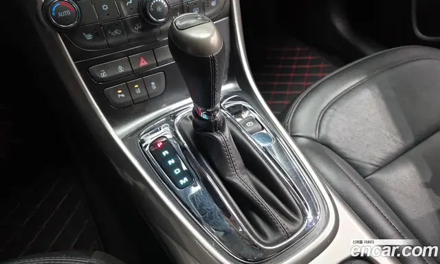 Chevrolet Malibu 2015 2.0 автомат (гидро), миниатюра 12