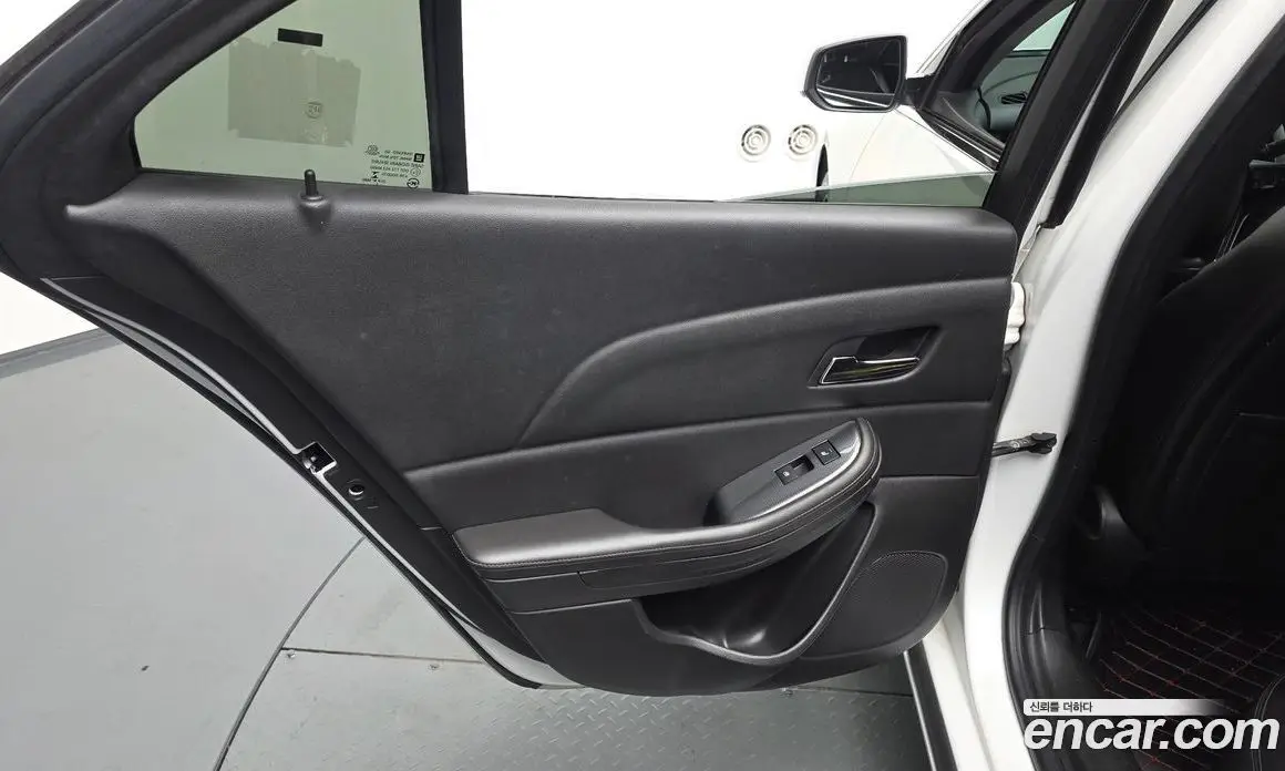 Chevrolet Malibu 2015 2.0 автомат (гидро), фото 14