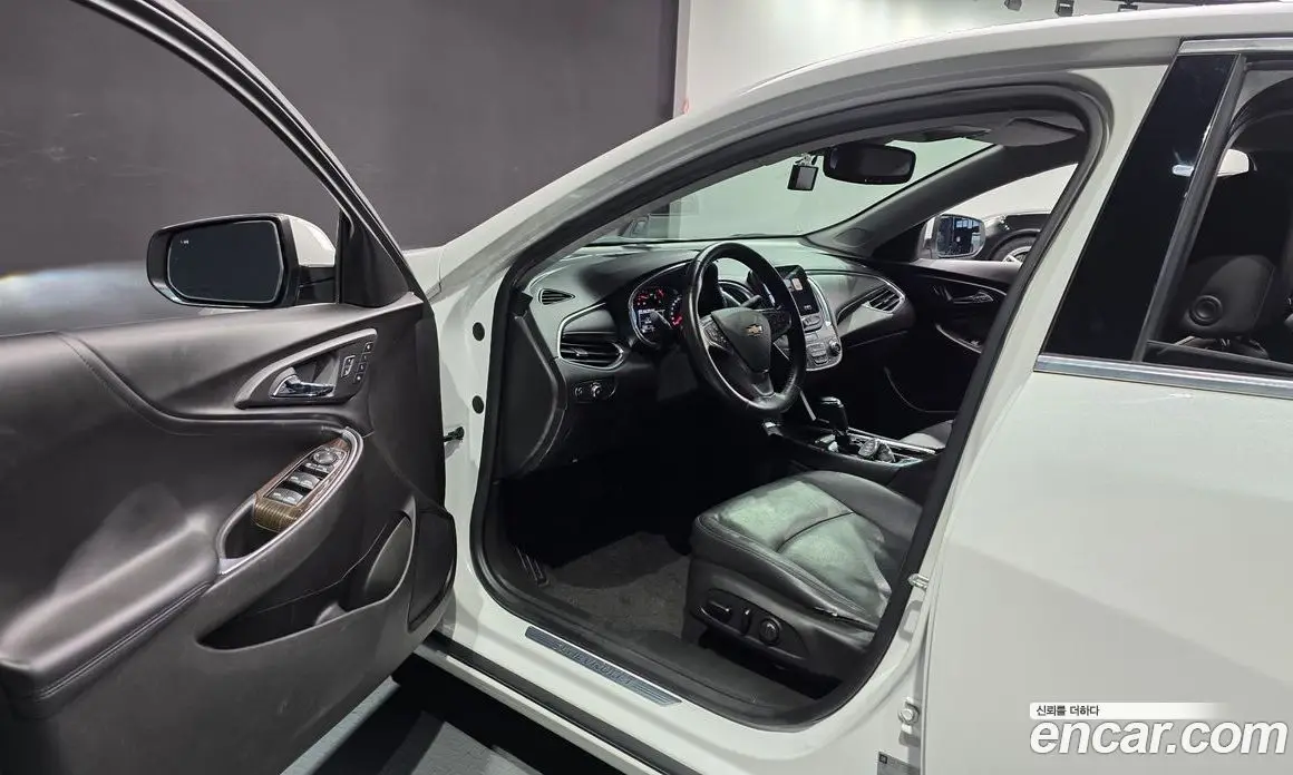 Chevrolet Malibu 2016 2.0 автомат (гидро), фото 13