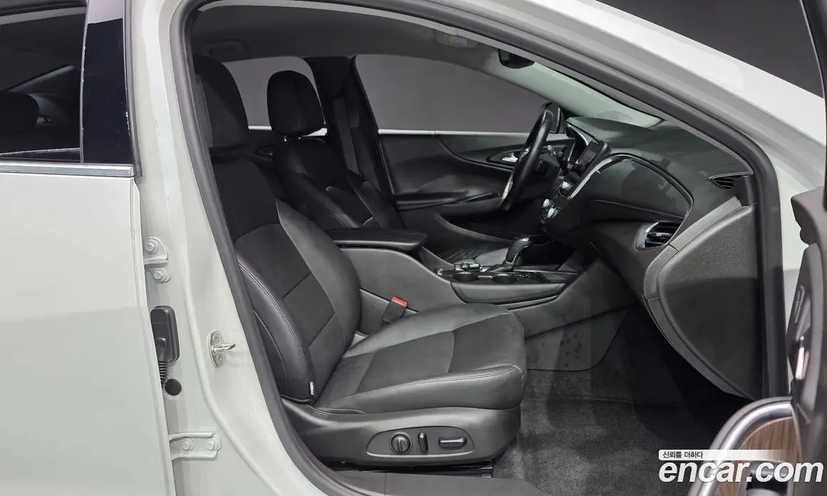 Chevrolet Malibu 2016 2.0 автомат (гидро), фото 16