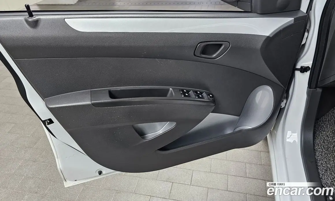Chevrolet Spark 2012 1.0 автомат (гидро), фото 14 Chevrolet Spark 2012 1.0 автомат (гидро), фото 14