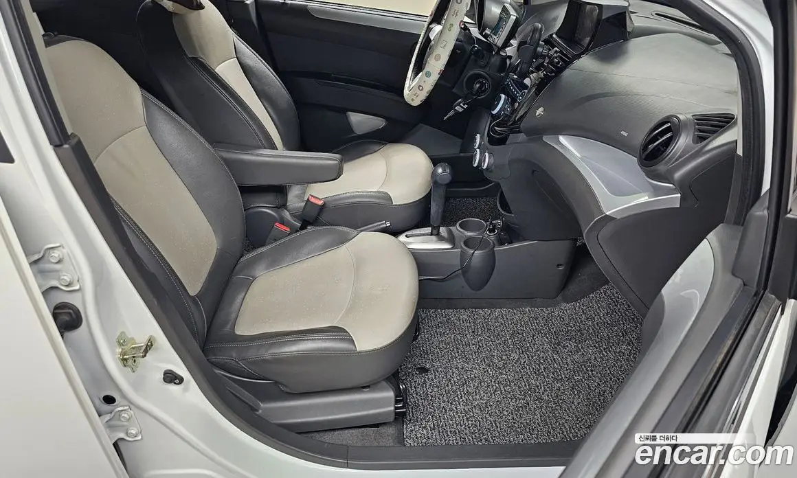 Chevrolet Spark 2012 1.0 автомат (гидро), фото 16 Chevrolet Spark 2012 1.0 автомат (гидро), фото 16