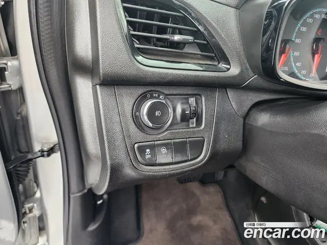 Chevrolet Spark 2015 1.0 автомат (гидро), миниатюра 11