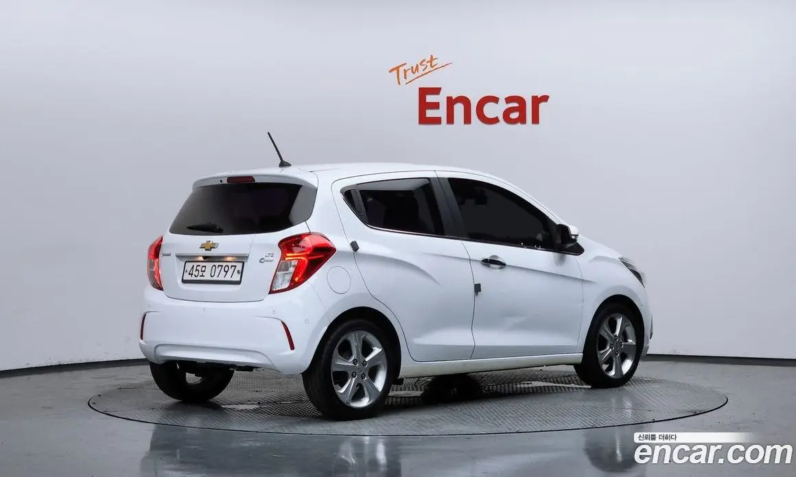 Chevrolet Spark 2016 1.0 автомат (гидро), фото 2 Chevrolet Spark 2016 1.0 автомат (гидро), фото 2