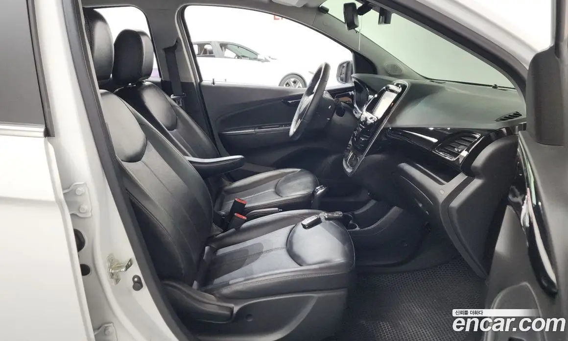 Chevrolet Spark 2016 1.0 автомат (гидро), фото 16 Chevrolet Spark 2016 1.0 автомат (гидро), фото 16