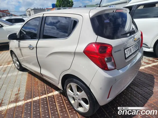 Chevrolet Spark 2017 1.0 автомат (гидро), миниатюра 3