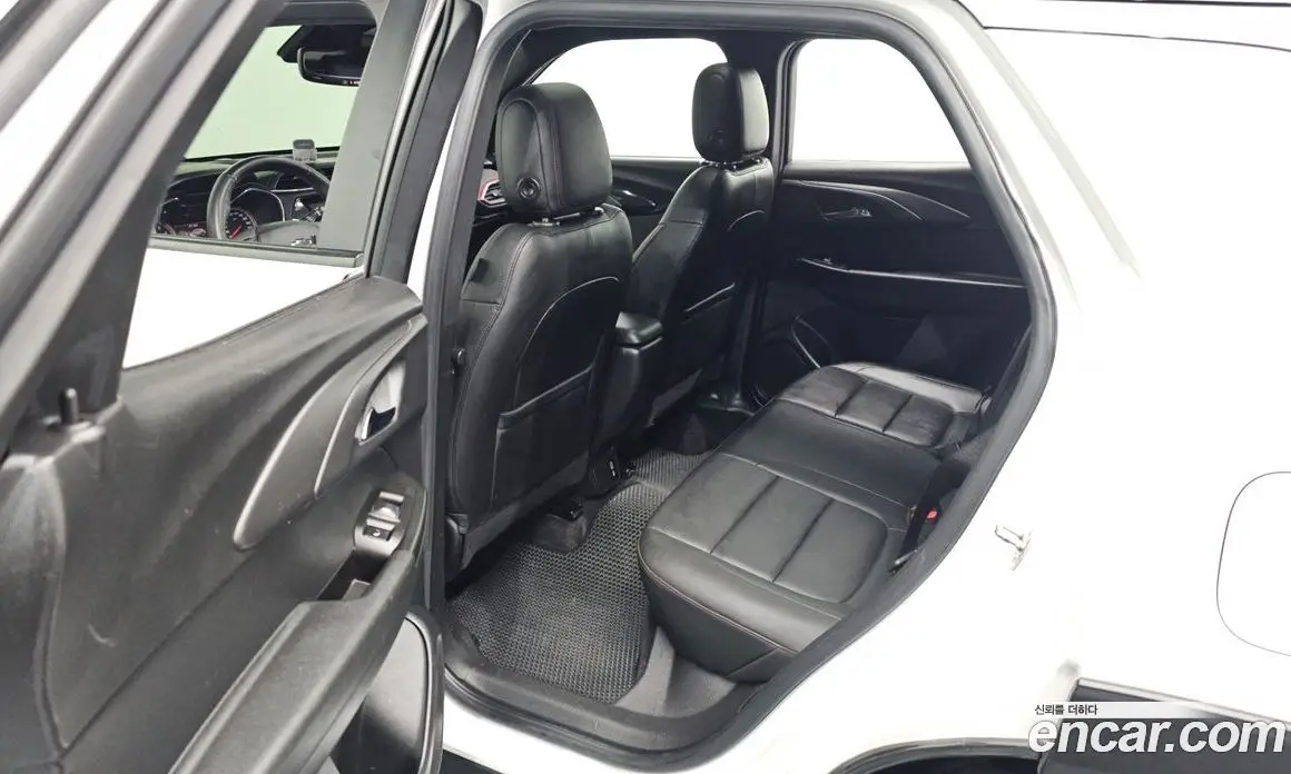 Chevrolet TrailBlazer 2021 1.3 автомат (гидро), фото 18 Chevrolet TrailBlazer 2021 1.3 автомат (гидро), фото 18