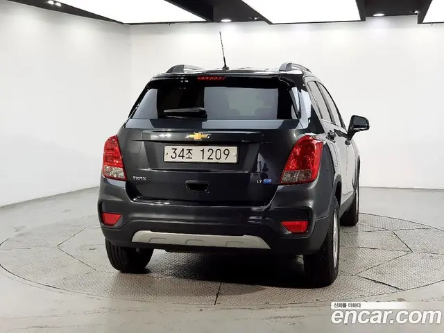 Chevrolet Trax 2017 1.6 автомат (гидро), миниатюра 3