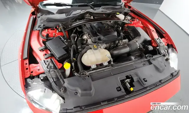 Ford Mustang 2019 2.3 автомат (гидро), миниатюра 6