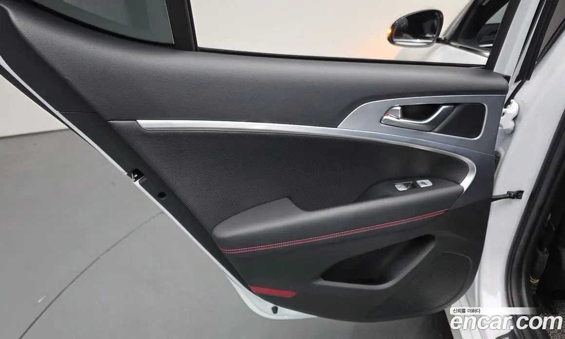 Genesis G70 2019 2.0 автомат (гидро), фото 14 Genesis G70 2019 2.0 автомат (гидро), фото 14