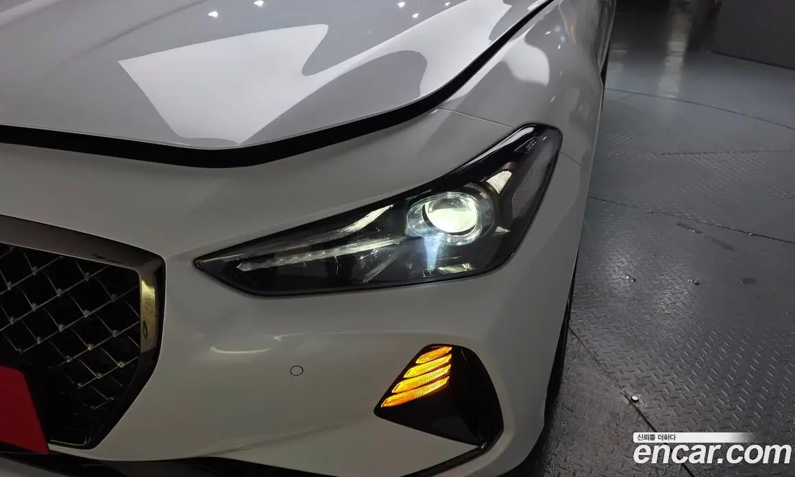Genesis G70 2019 2.0 автомат (гидро), фото 7 Genesis G70 2019 2.0 автомат (гидро), фото 7