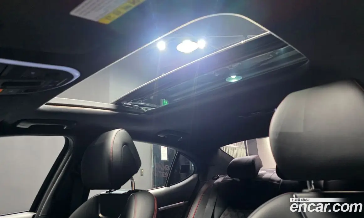 Genesis G70 2019 2.0 автомат (гидро), фото 24 Genesis G70 2019 2.0 автомат (гидро), фото 24