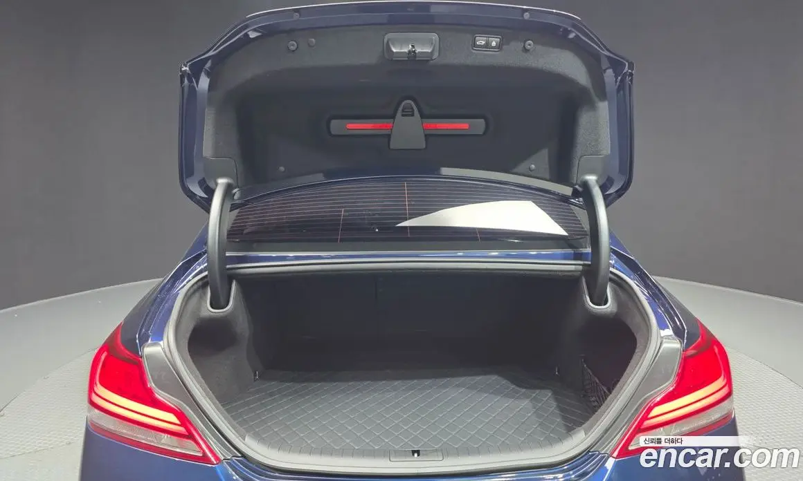 Genesis G70 2019 2.0 автомат (гидро), фото 26 Genesis G70 2019 2.0 автомат (гидро), фото 26