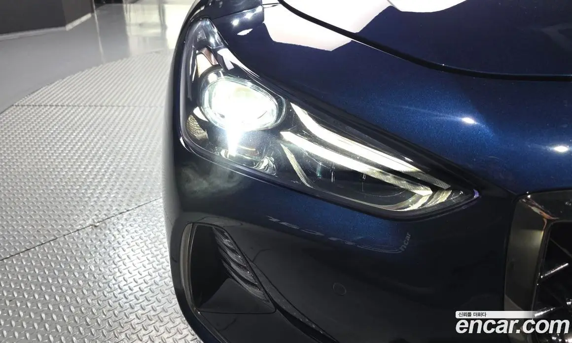 Genesis G70 2019 2.0 автомат (гидро), фото 8 Genesis G70 2019 2.0 автомат (гидро), фото 8