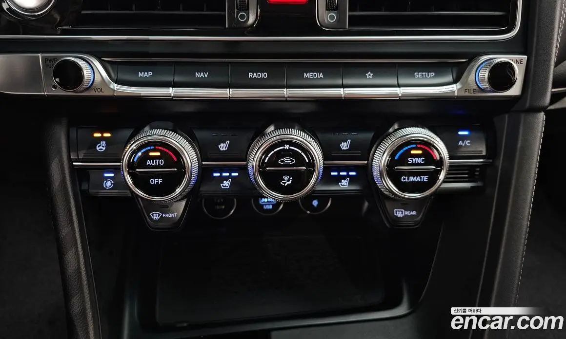 Genesis G70 2020 2.0 автомат (гидро), фото 23 Genesis G70 2020 2.0 автомат (гидро), фото 23
