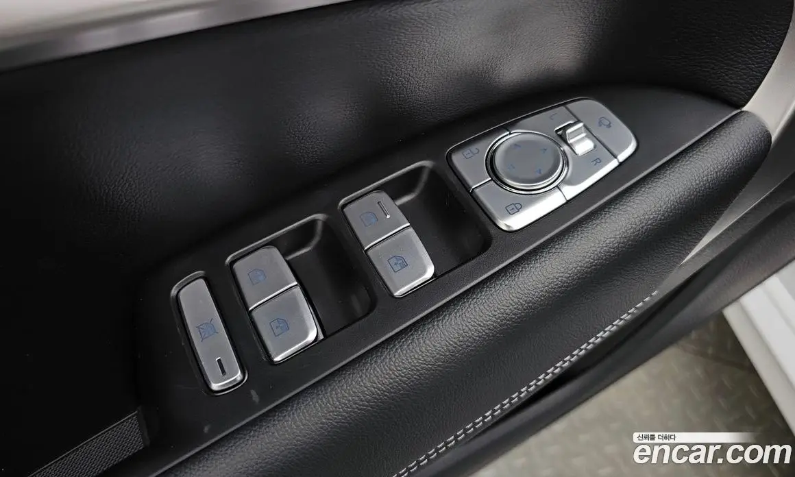 Genesis G70 2020 2.0 автомат (гидро), фото 29 Genesis G70 2020 2.0 автомат (гидро), фото 29