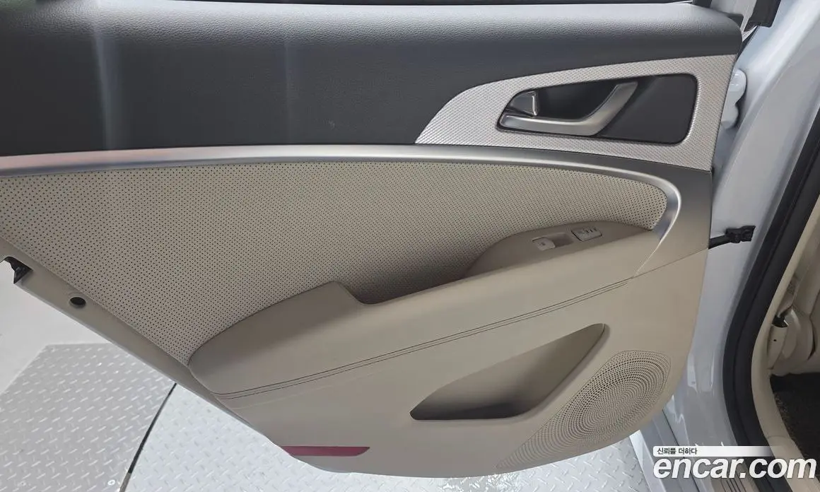 Genesis G70 2022 2.0 автомат (гидро), фото 15 Genesis G70 2022 2.0 автомат (гидро), фото 15
