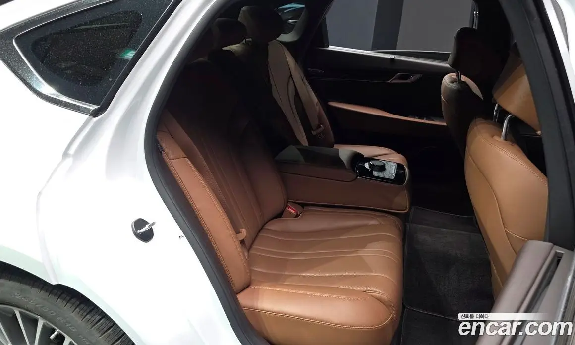 Genesis G80 2023 2.5 автомат (гидро), фото 12 Genesis G80 2023 2.5 автомат (гидро), фото 12