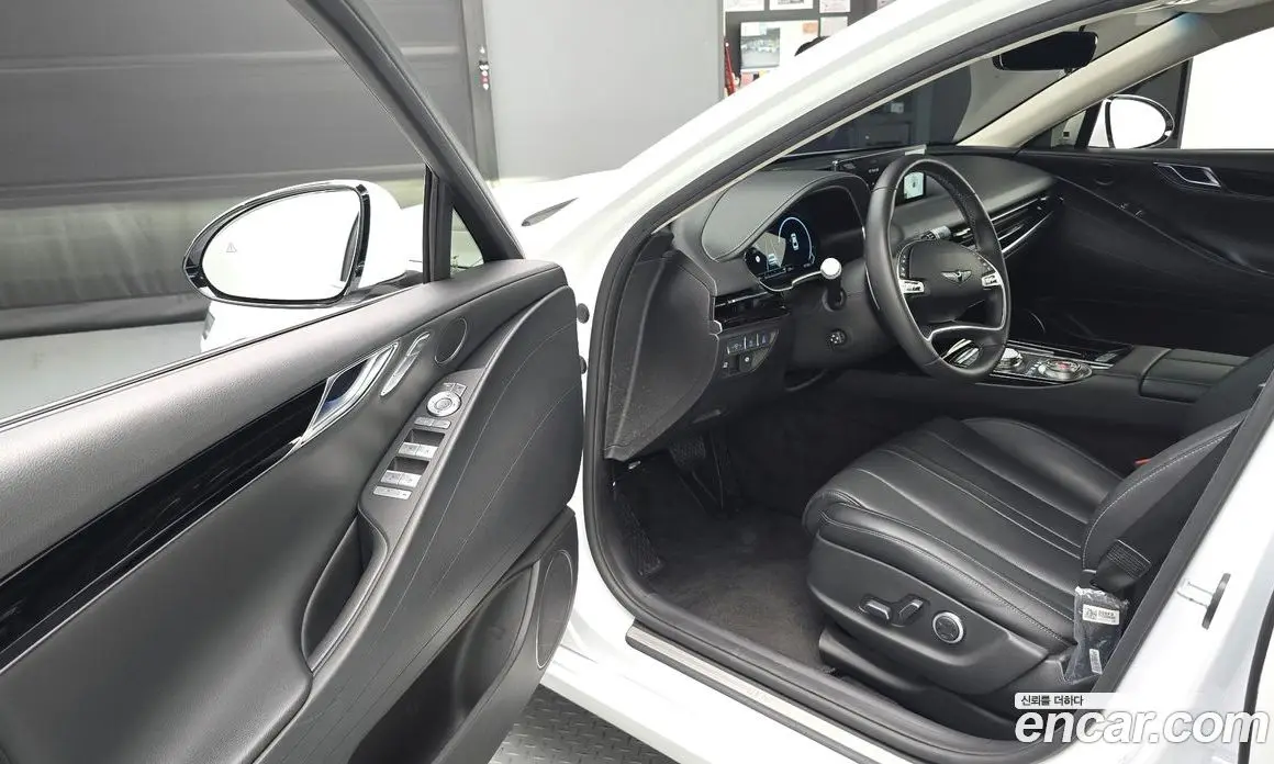 Genesis G80 2023 2.5 автомат (гидро), фото 10 Genesis G80 2023 2.5 автомат (гидро), фото 10